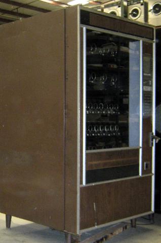 Snakc Vending Machine - 123 Laundry Solutions